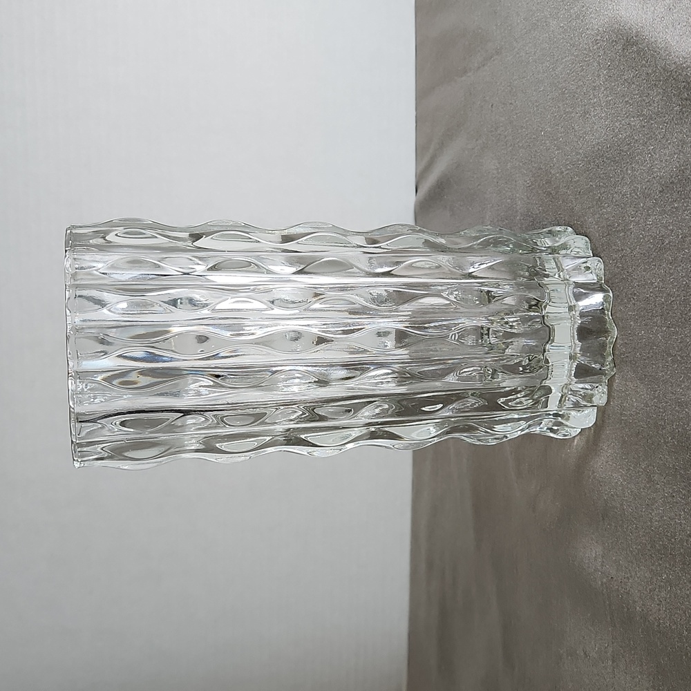 FIDENZA VINTAGE ITALIAN PRESSED GEOMETRIC GLASS VASE  - CLEAR - 8.75"
